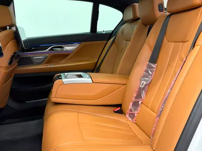2022 بي ام دبليو الفئة السابعة 730 إل أي