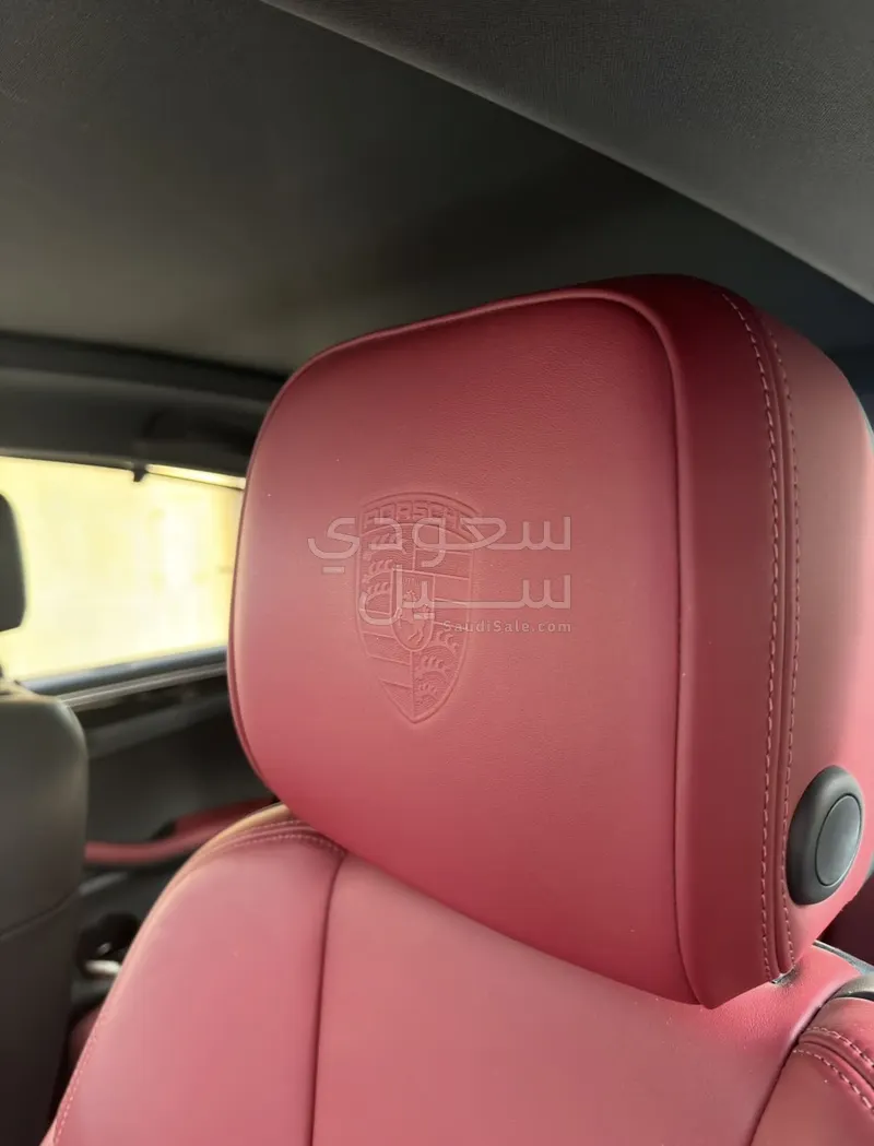 2022 بورش ماكان