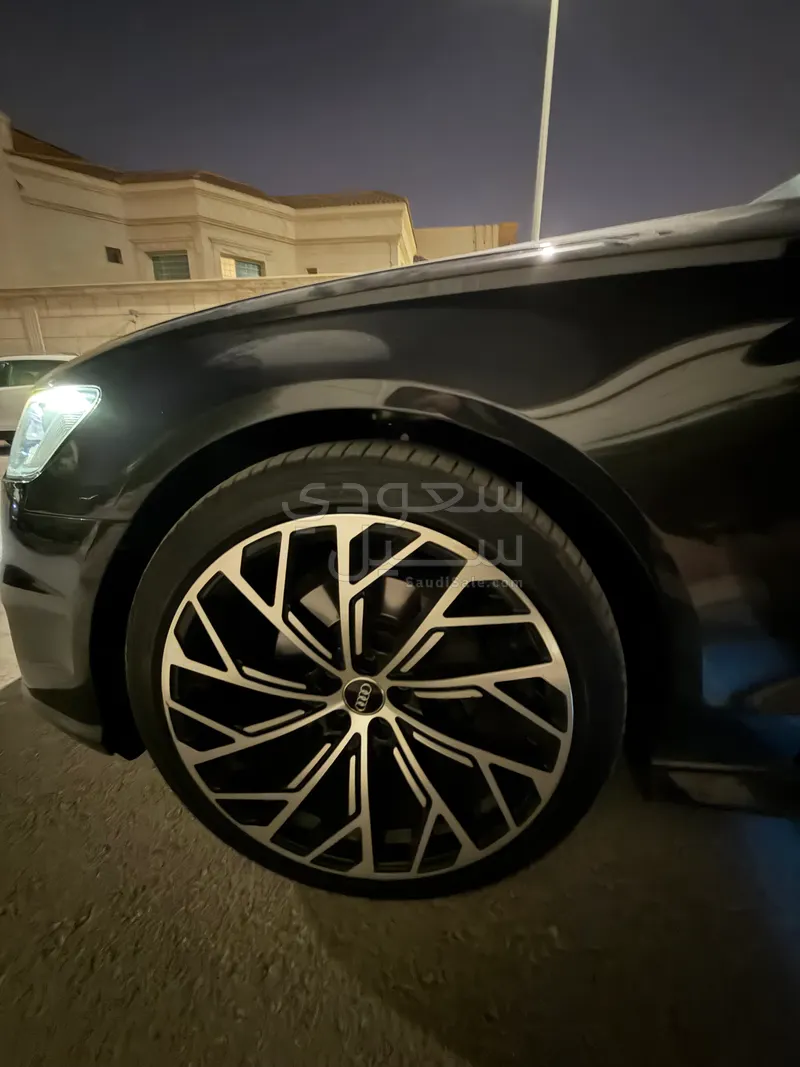 2017 اودي اي 6 اس لاين