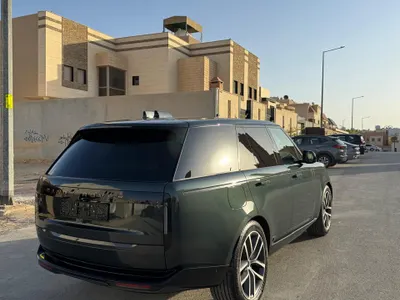 2026 لاند روفر رينج روفر فوج اوتوبيوغرافي
