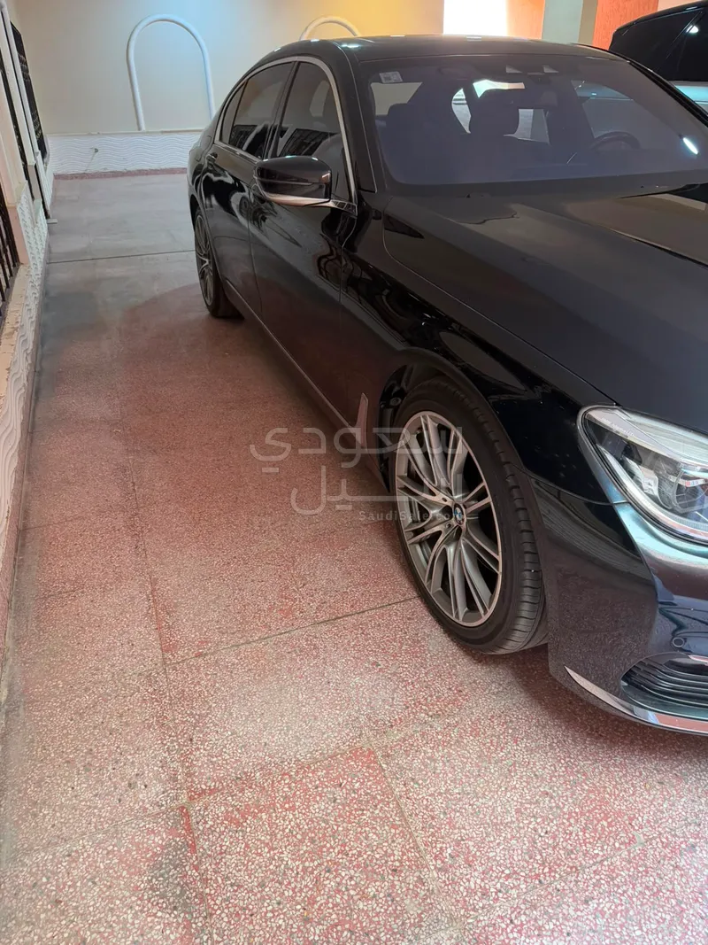 2019 بي ام دبليو الفئة السابعة 730 إل أي