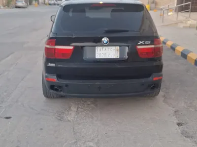 2008 بي ام دبليو الفئة اكس 5