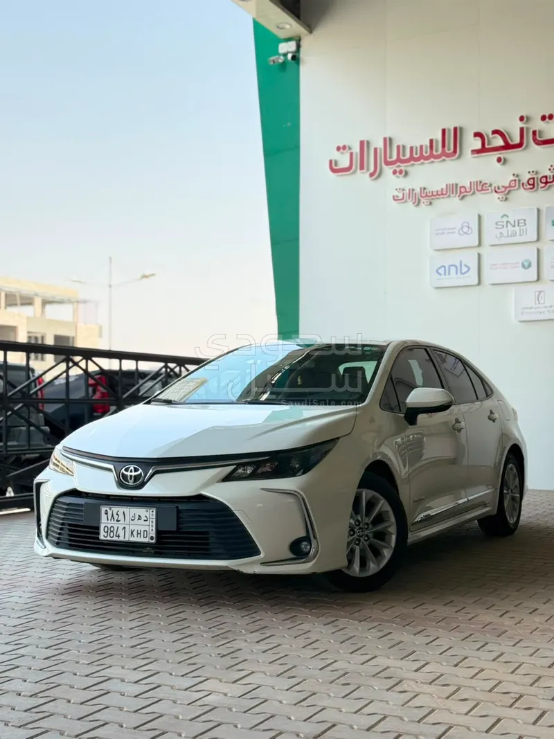 2021 تويوتا كورولا