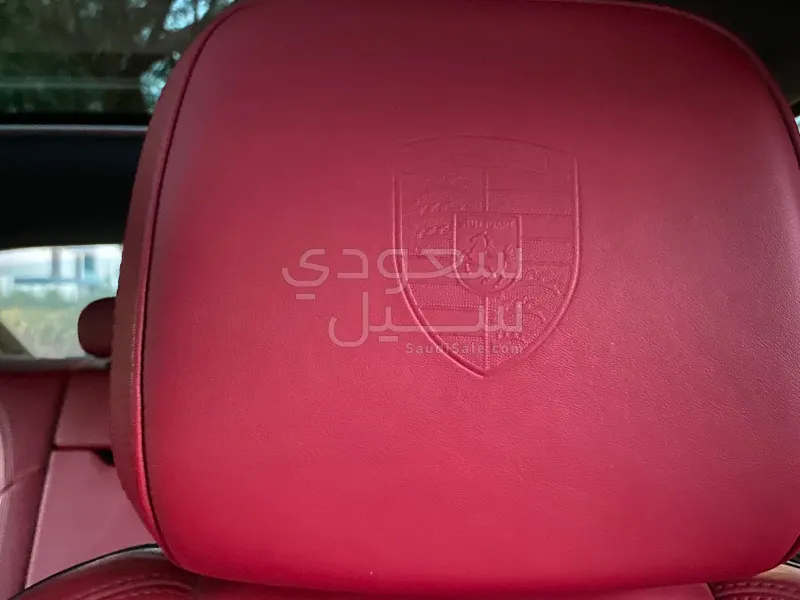 2015 بورش ماكان اس