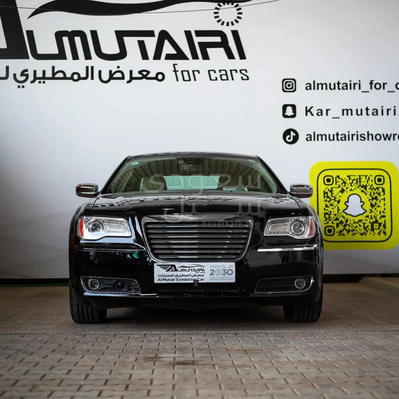 2013 كرايسلر 300 سي