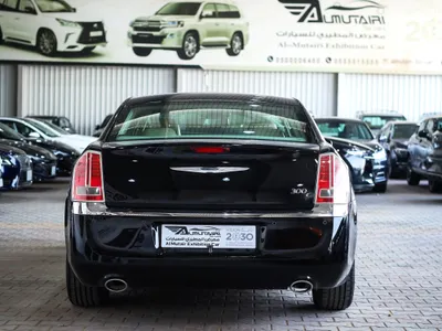 2013 كرايسلر 300 سي