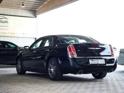 2013 كرايسلر 300 سي