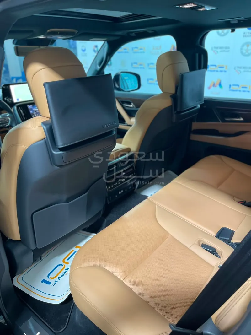 2025 لكزس إل إكس 600 BB