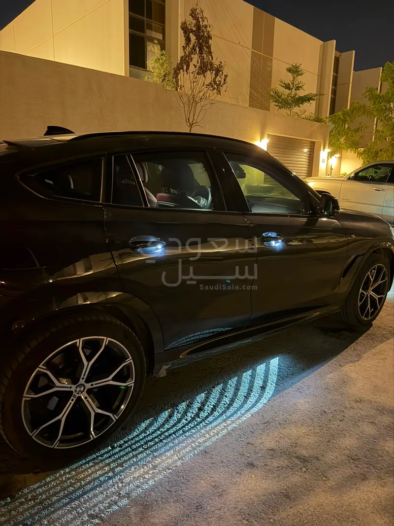 2023 بي ام دبليو الفئة اكس 6 إم كت
