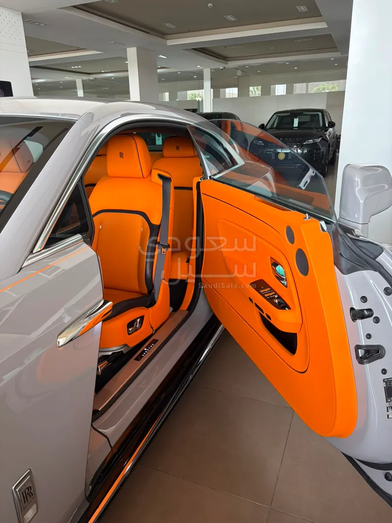 2024 رولز رويس سبيكتر