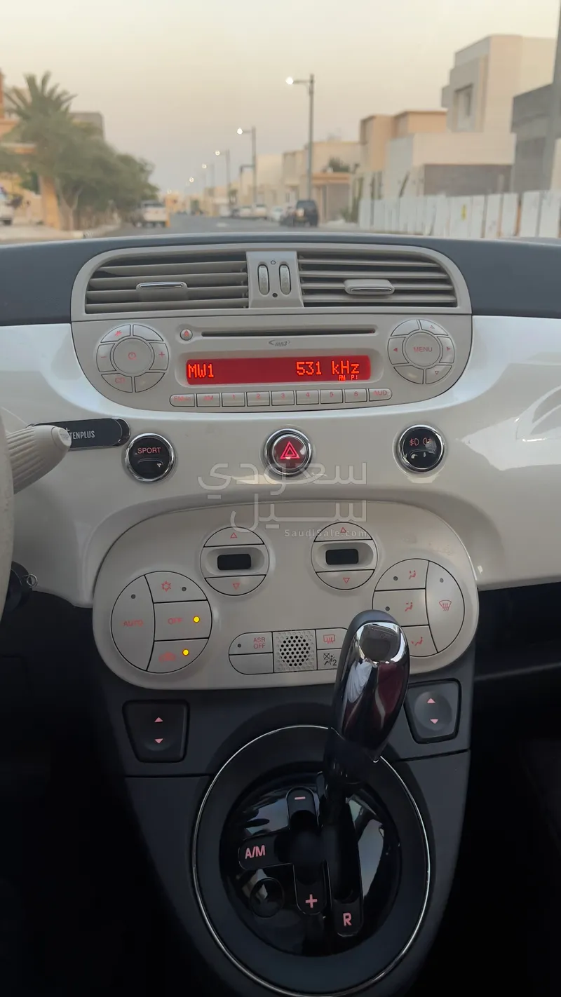 2015 فيات 500