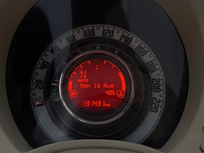 2015 فيات 500