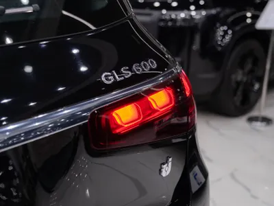 2021 مرسيدس - بنز جي إل إس 600 مايباخ