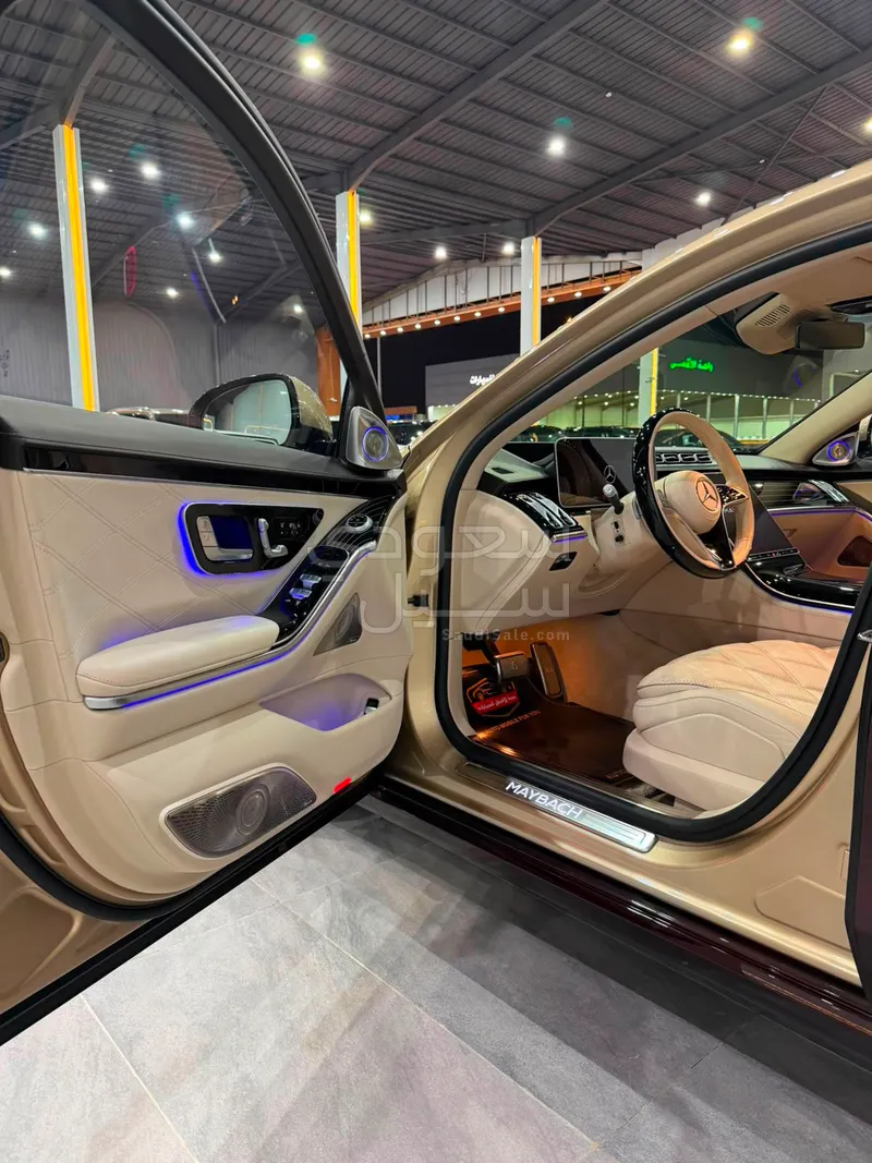 2022 مرسيدس - بنز إس 680 مايباخ