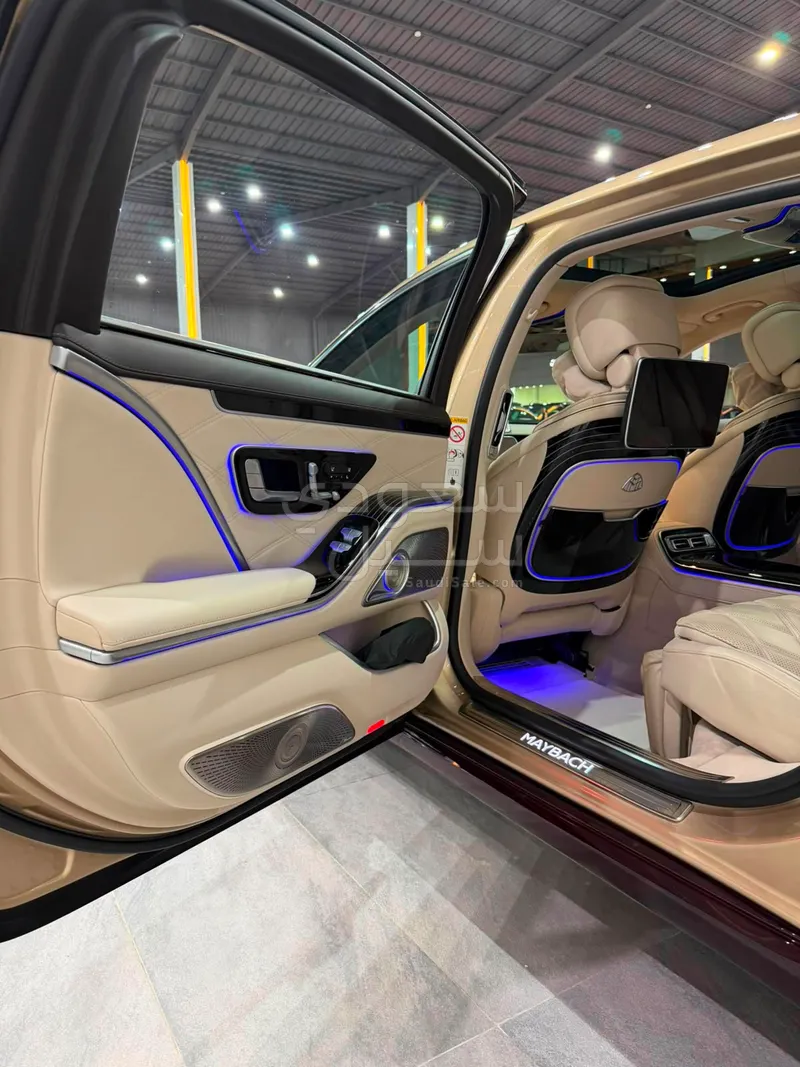 2022 مرسيدس - بنز إس 680 مايباخ