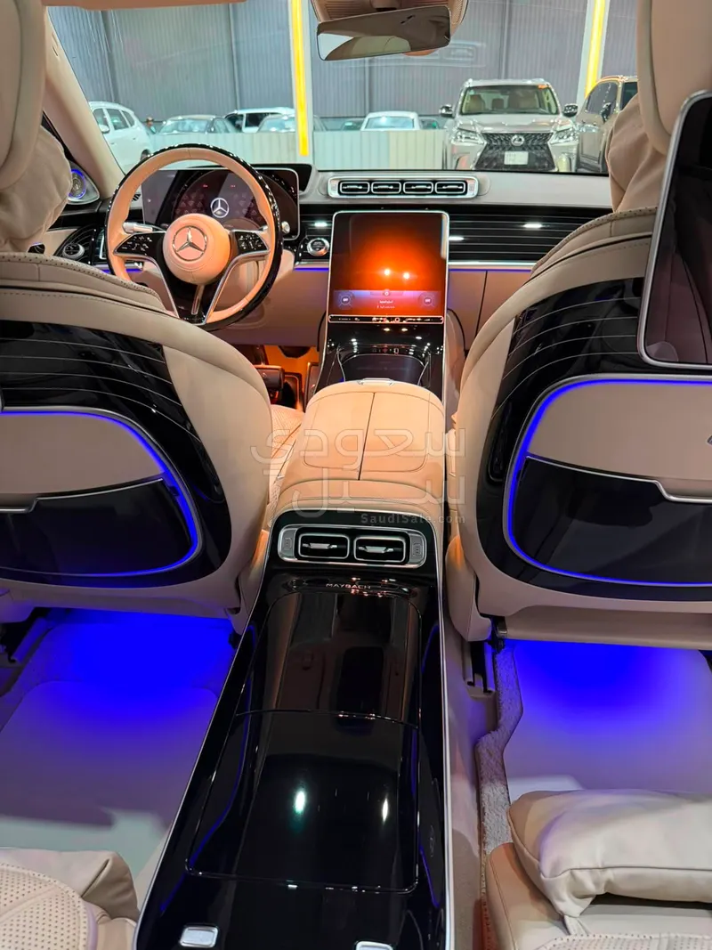 2022 مرسيدس - بنز إس 680 مايباخ