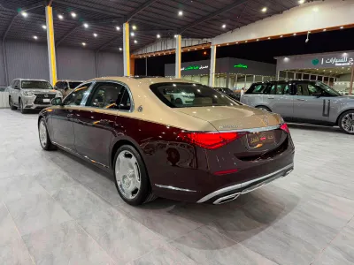 2022 مرسيدس - بنز إس 680 مايباخ