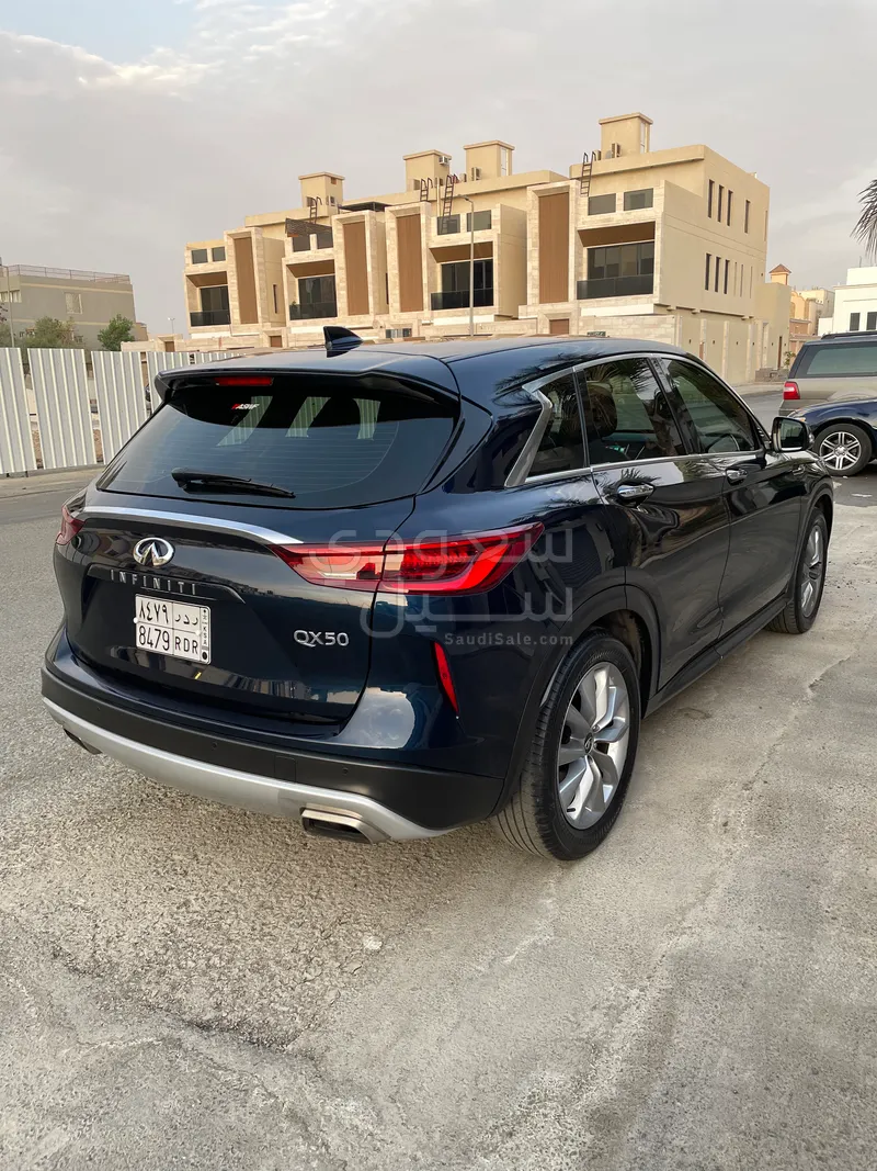 2022 انفينيتي كيو اكس 50