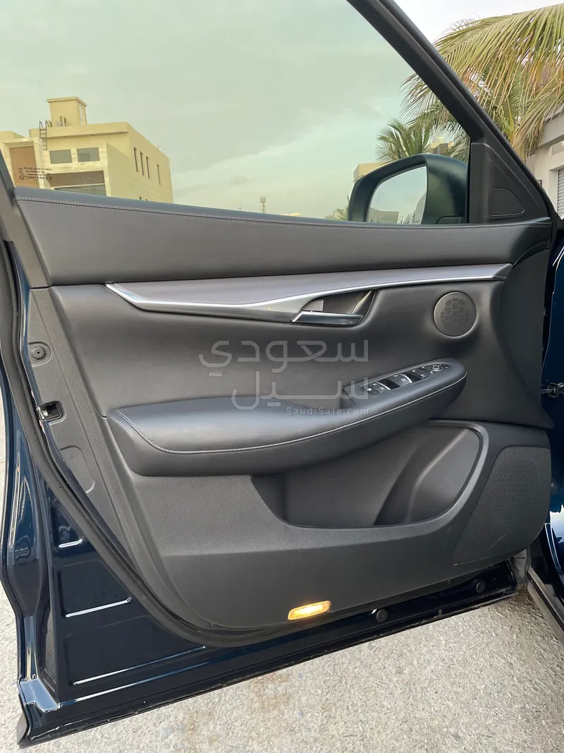 2022 انفينيتي كيو اكس 50