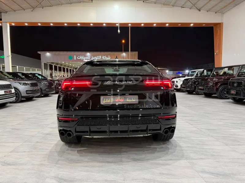 2021 لمبرجيني اوروس
