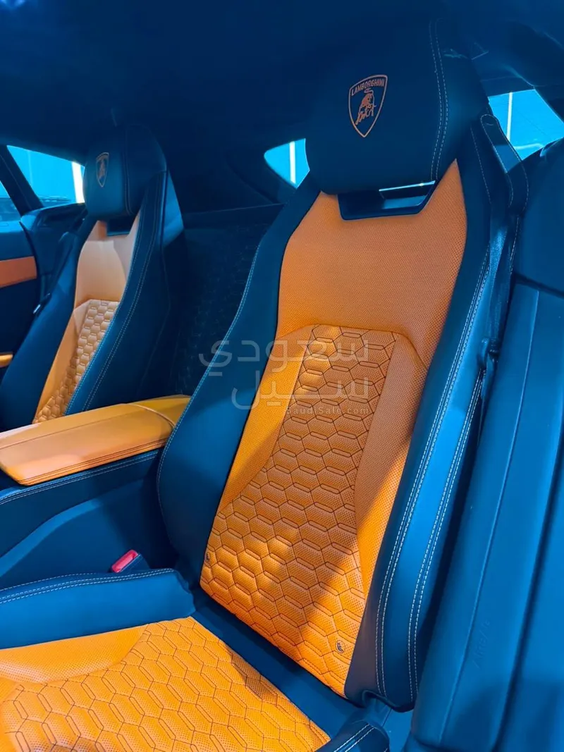 2021 لمبرجيني اوروس