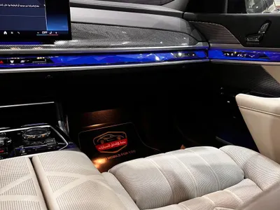 2024 بي ام دبليو الفئة السابعة 735أي
