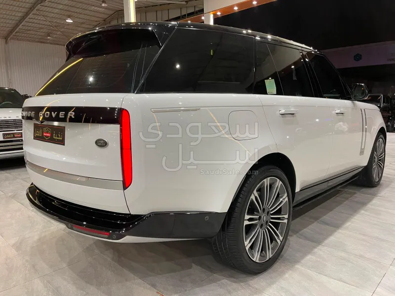 2023 لاند روفر رينج روفر اوتوبيوغرافي