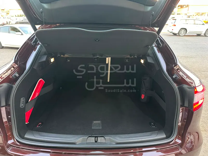 2019 مازيراتي ليفانتي كيو 4