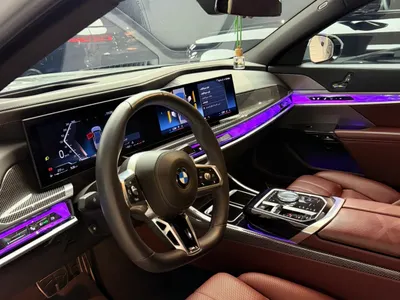 2025 بي ام دبليو الفئة السابعة 735أي