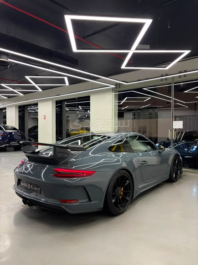 2018 بورش 911 جي تي 3