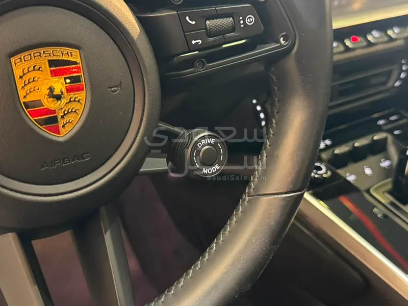 2021 بورش 911 تارجا4