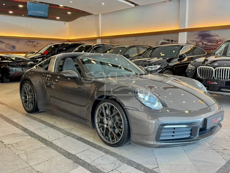 2021 بورش 911 تارجا4