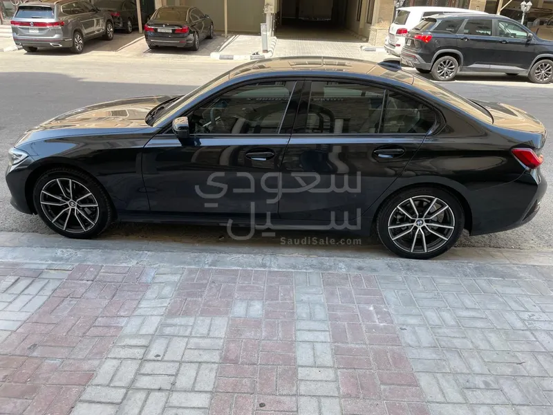 2021 بي ام دبليو الفئة الثالثة 320 أي