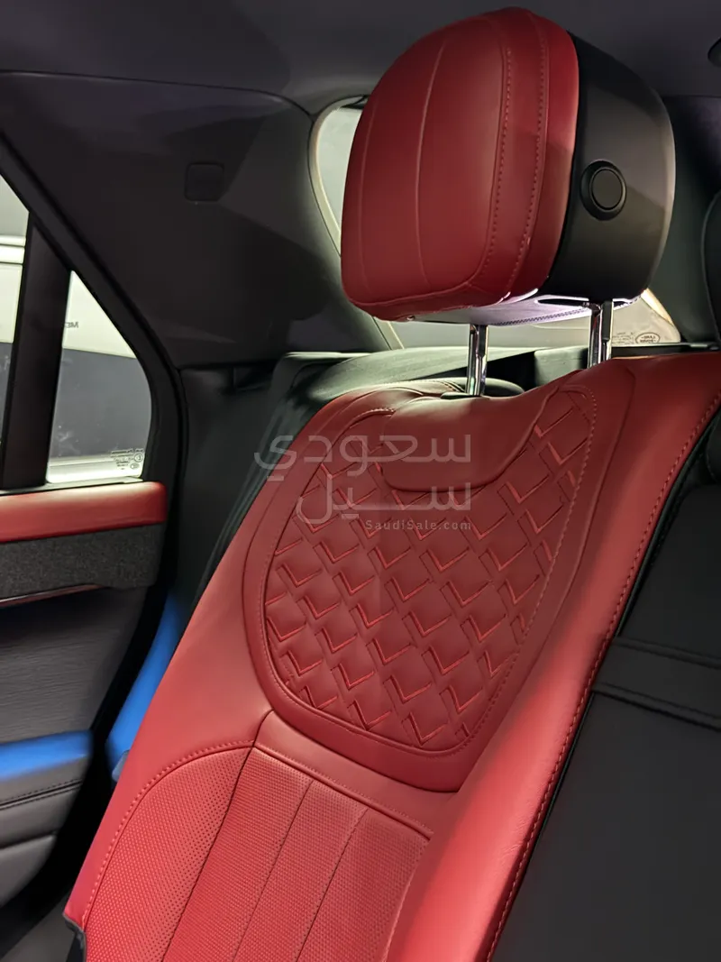2025 لاند روفر رينج روفر سبورت اتش اس اي