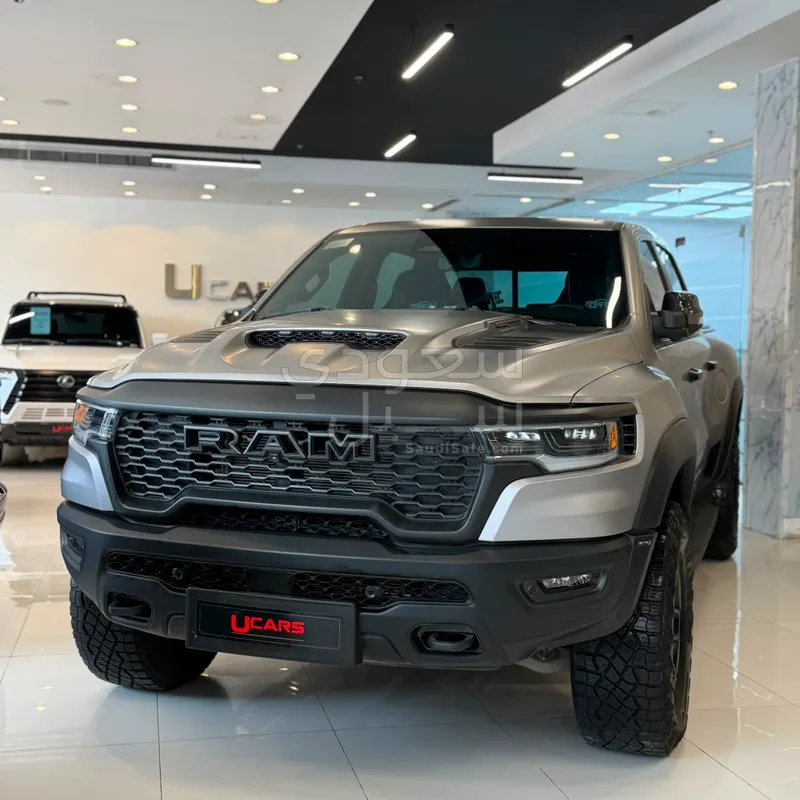 2025 دودج رام ار اتش او