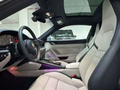 2026 بورش 911 كاريرا