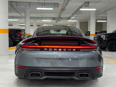 2026 بورش 911 كاريرا