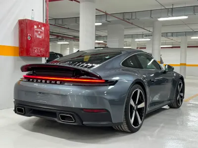 2026 بورش 911 كاريرا