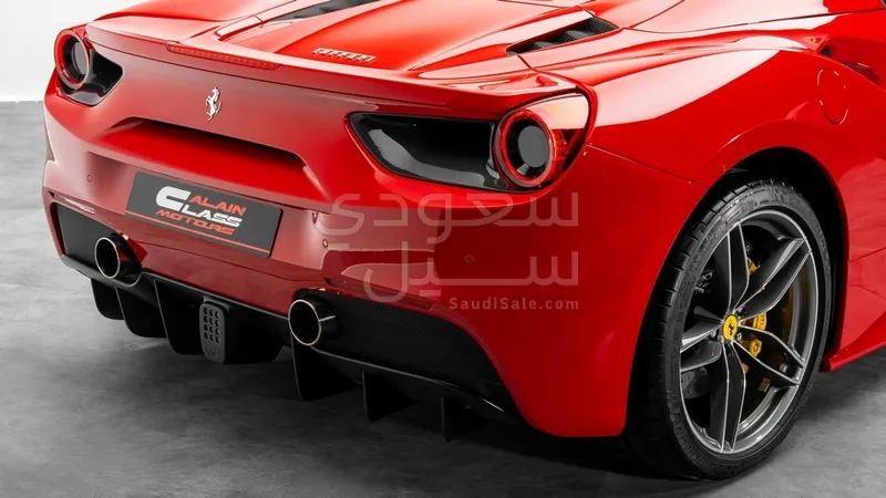 2018 فيراري 488