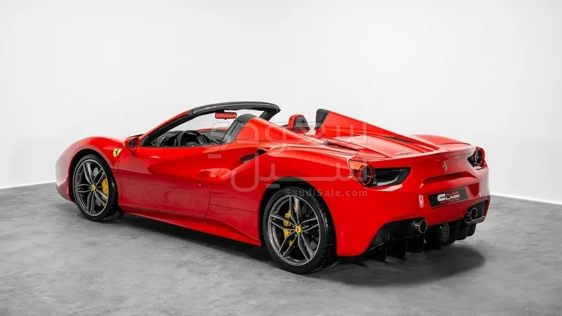 2018 فيراري 488
