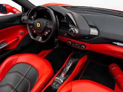 2018 فيراري 488
