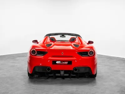 2018 فيراري 488