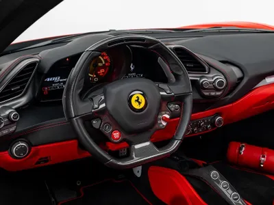 2018 فيراري 488