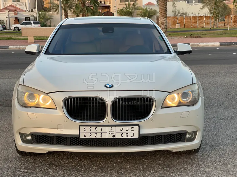 2009 بي ام دبليو الفئة السابعة 740 إل أي