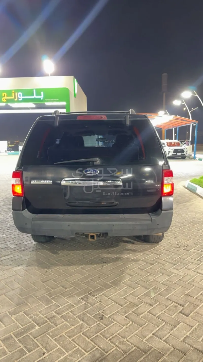 2014 فورد اكسبيديشن