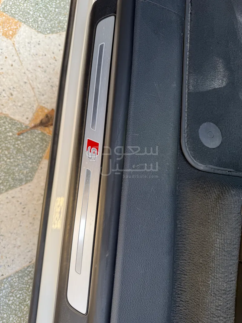 2022 اودي كيو 8 اس لاين