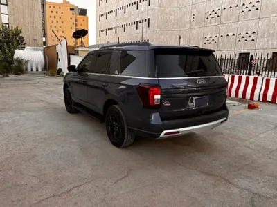 2022 فورد اكسبيديشن ليمتد