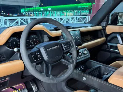 2024 لاند روفر ديفيندر