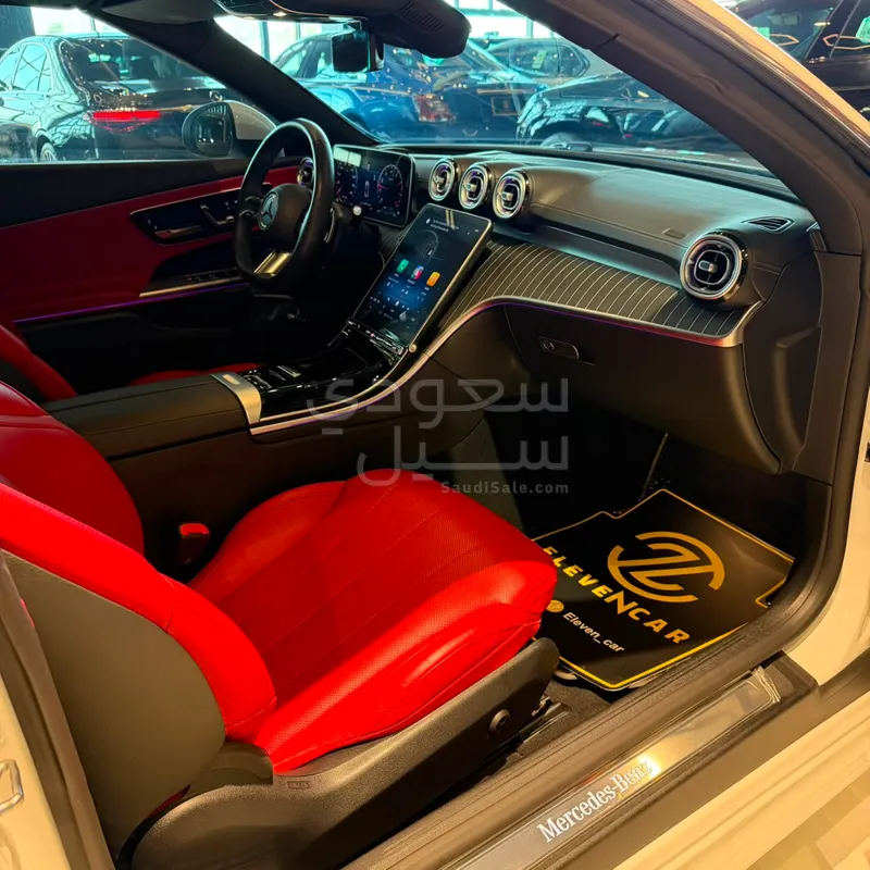 2025 مرسيدس - بنز سي إل إي 200