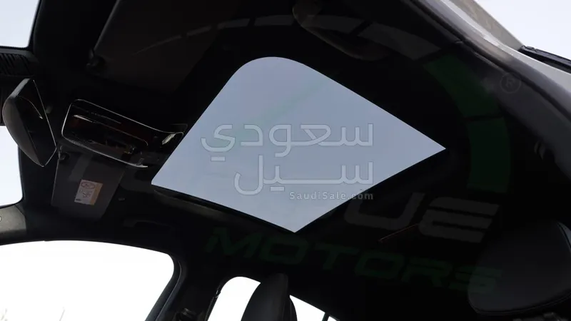 2026 مرسيدس - بنز جي إل سي 200 اي ام جي